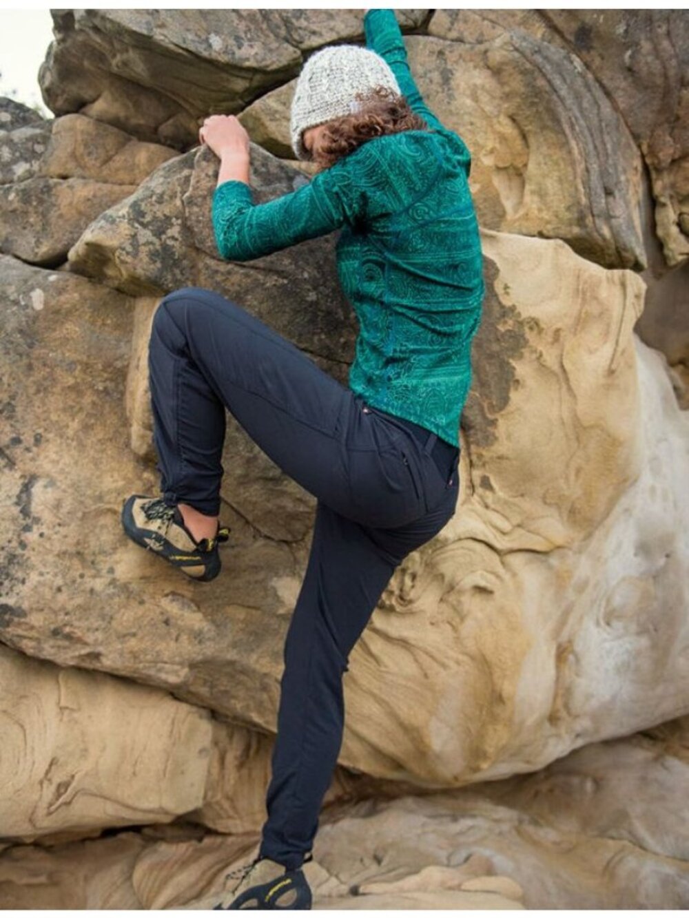 Title Nine Women's 8 Nylon Clamber Pants Green * - Picture 14 of 17